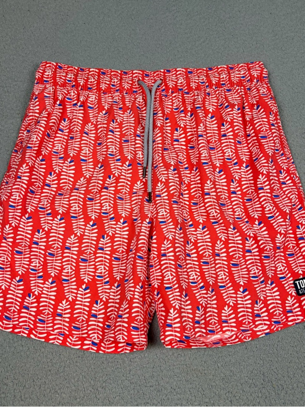 Tom & Teddy Red Men’s Large Swim Trunks with White Leaf Print Lined Beach Pool